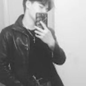 Meet your Posher, Adam